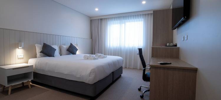 麦夸利湖贝尔山酒店(The Belmont Hotel)图片