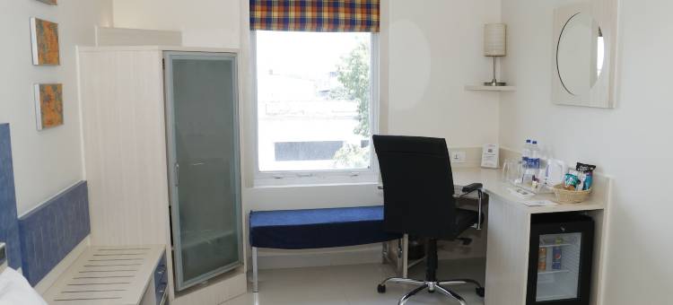 昌迪格赫穆特酒店(Sarovar Hometel Chandigarh)图片