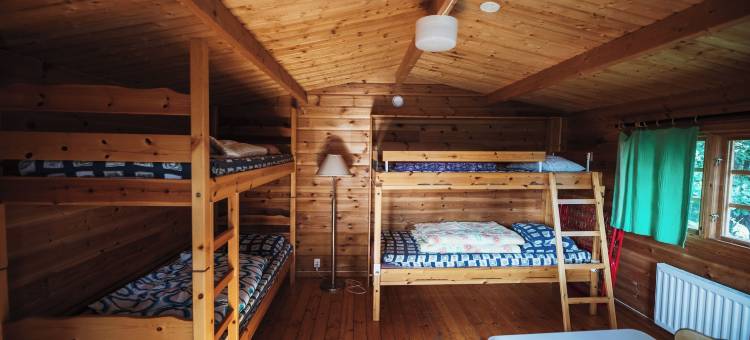 华纳莫普洛斯琼湖露营酒店(Värnamo Camping Prostsjön)图片