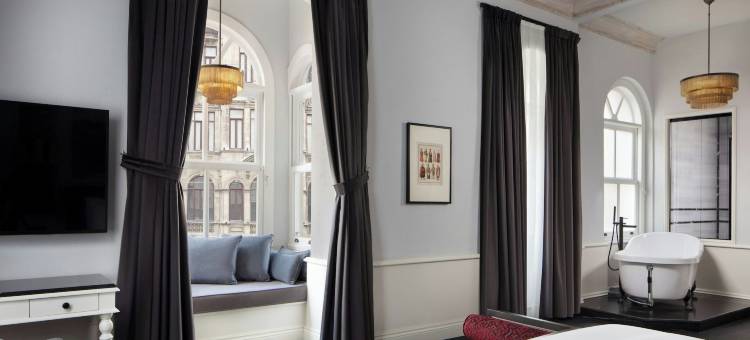 佩拉阿达汉德卡蒙多-傲途格精选(Adahan DeCamondo Pera, Autograph Collection)图片