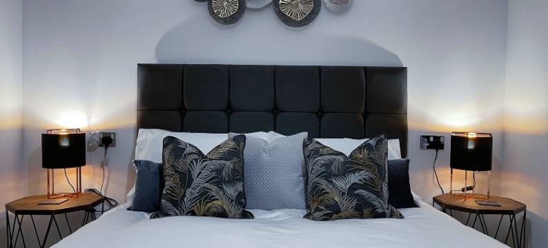 站台一侧的顶楼公寓(Station Side Penthouse)图片