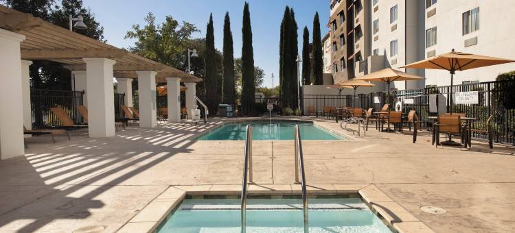 帕索罗布尔斯万怡酒店(Courtyard Paso Robles)图片