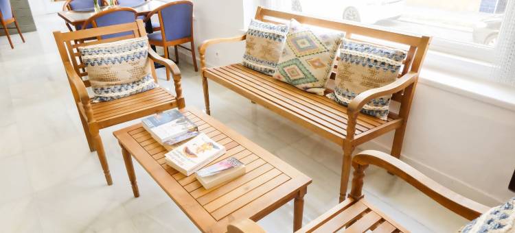 锡切斯苏布尔酒店(Hotel Subur)图片