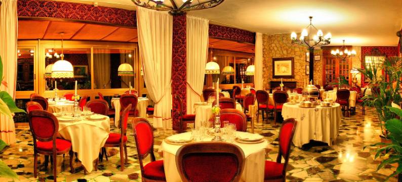 拉莱塞瓦迪卡斯特尔达皮奥 - 查姆&瑞莱克斯酒店(La Riserva di Castel d'Appio- Charme & Relax)图片