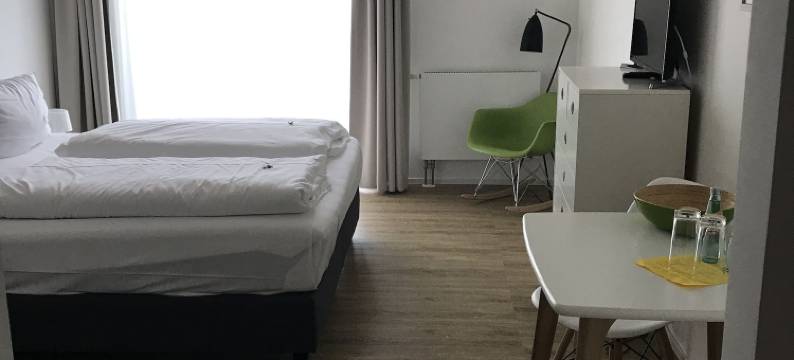 菲比酒店 - 乡村旅馆(Country Inn Suitenhotel)图片