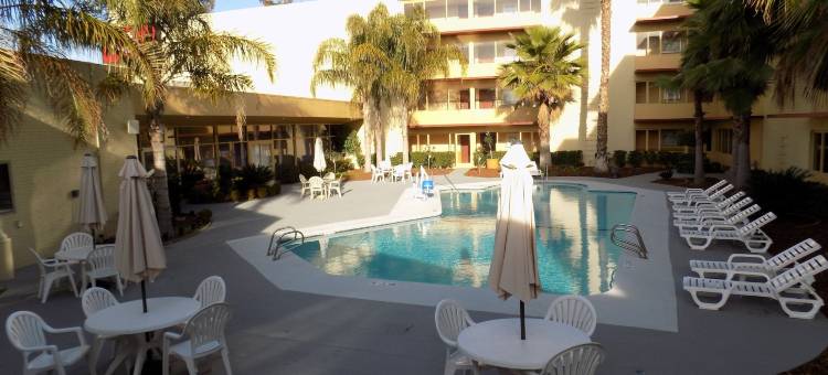 萨克拉门托华美达酒店(Ramada by Wyndham Sacramento)图片