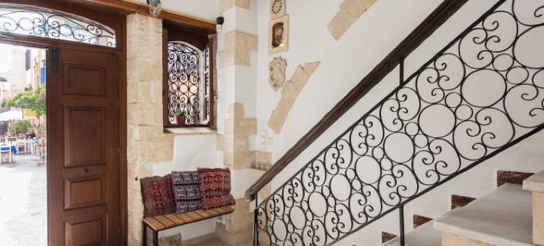 哈瑞斯马瑞舒适酒店(Harismari Cozy Hotel)图片