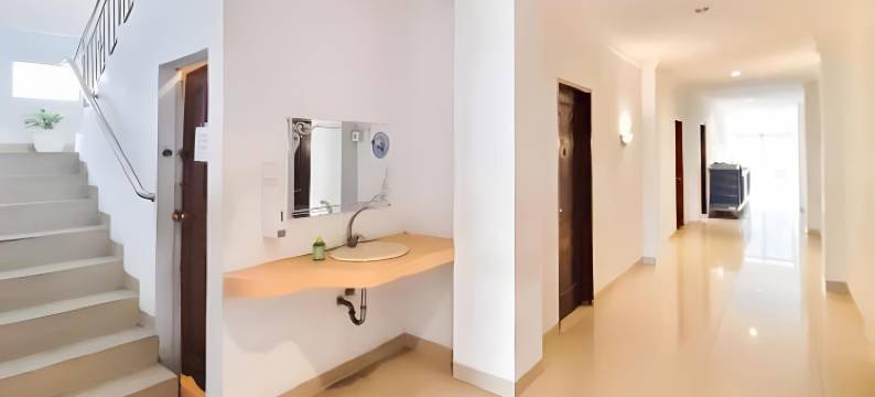 RedDoorz Syariah Near RS Yos Sudarso Padang图片