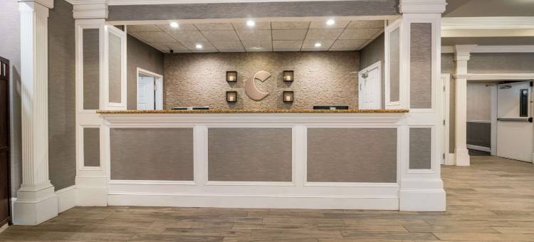 莫里森维尔普拉茨堡凯艺套房酒店(Comfort Inn & Suites Plattsburgh - Morrisonville)图片