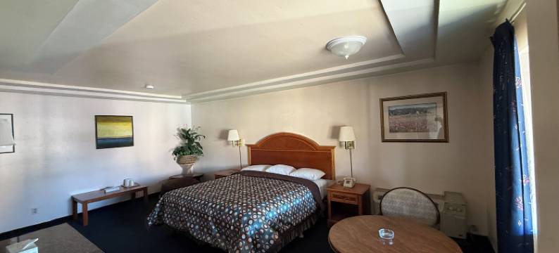 节日酒店- 贝尔花园/ 洛杉矶(Fiesta Inn Los Angeles - Bell Gardens)图片