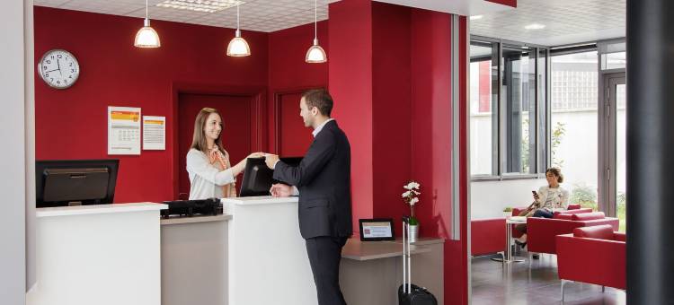 阿德吉奥阿克瑟斯巴黎克利希公寓式酒店(Aparthotel Adagio Access Paris Clichy)图片