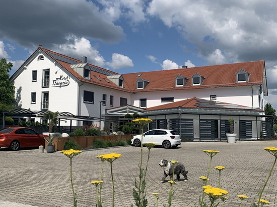 巴伐利亚伽尼酒店