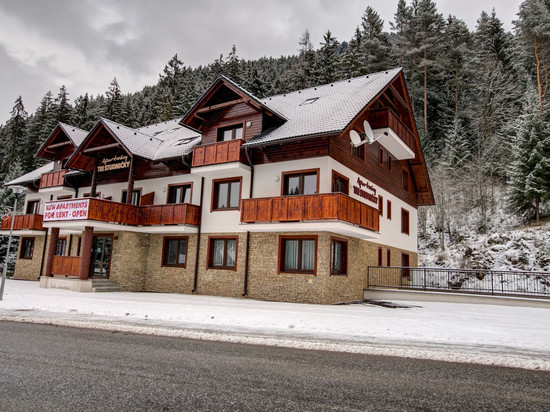 特里斯图丁尼奇公寓酒店