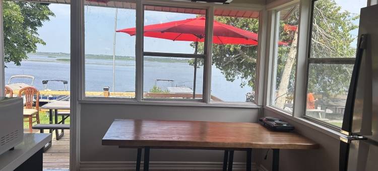 Myriad Fins小屋和码头(Myriad Fins Cottage and Marina)图片