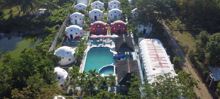 比努布桑海滩酒店及度假村(Binubusan Beach Hotel and Resort)图片