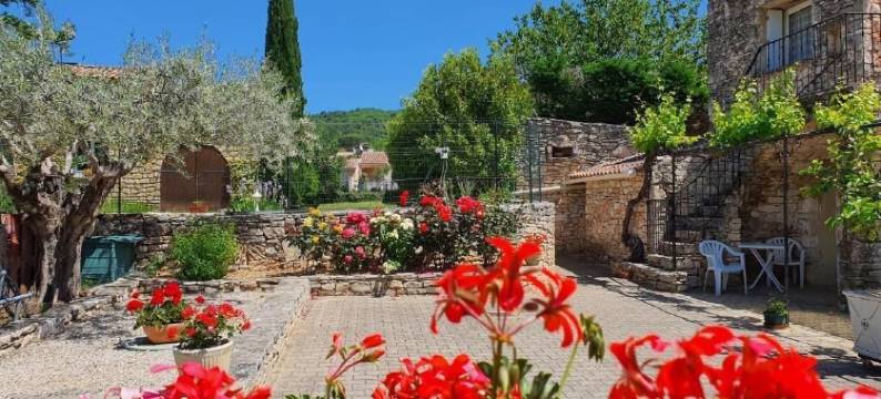 雷斯卡比利酒店(Logis Hôtel Restaurant l'Escarbille)图片