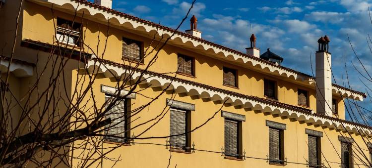 鲁维耶洛斯酒店(Hotel de Montaña Rubielos)图片