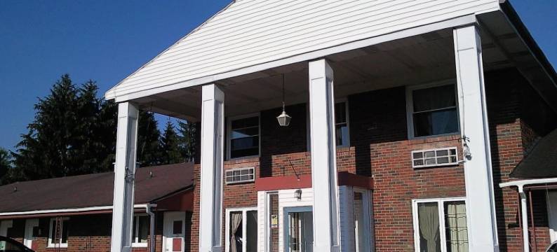 默瑟-格罗夫市科洛尼酒店(Colonial Inn Mercer-Grove City)图片