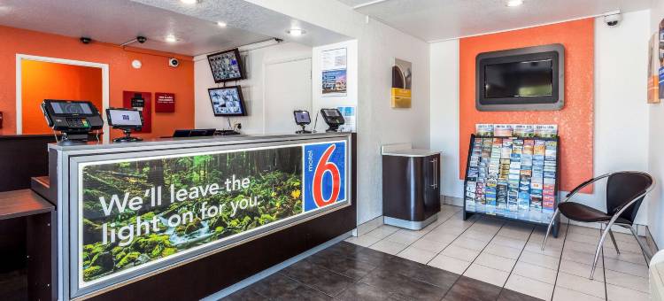 加利福尼亚萨克拉门托 - 市中心 6 号汽车旅馆(Motel 6 Sacramento, CA - Downtown)图片