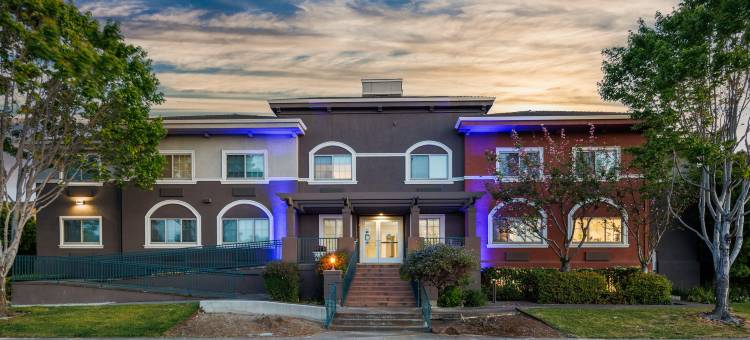 山景城硅谷智选假日套房酒店(Holiday Inn Express & Suites MOUNTAIN VIEW SILICON VALLEY by IHG)图片
