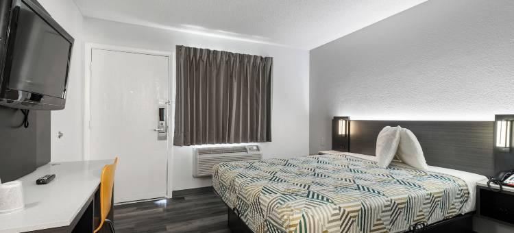 圣迭戈北6号汽车旅馆(Motel 6 San Diego, CA - North)图片