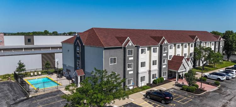 索内斯塔精选酒店及套房堪萨斯城/蓝泉城(Sonesta Essential Hotels & Suites Kansas City Blue Springs)图片