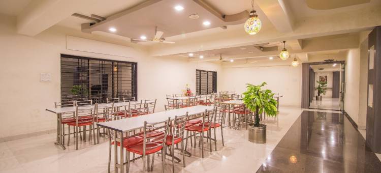 约吉拉赫宫殿酒店(Yogiraj Palace)图片