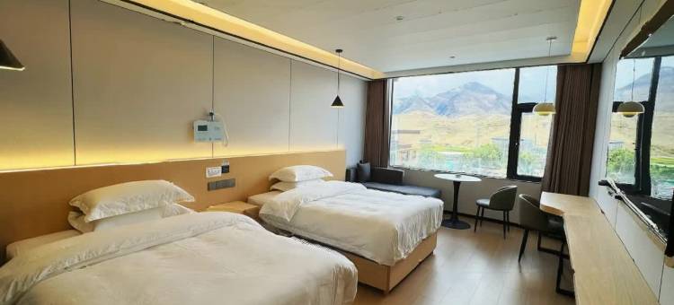 吉隆富氧大酒店图片