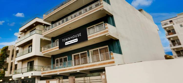 Super Townhouse Subhash Chowk Near Medanta Hospital Formerly L B Residency图片