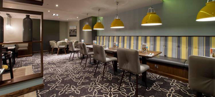 优品迎伦敦法灵顿(史密斯菲尔德)酒店(Premier Inn London Farringdon (Smithfield) hotel)图片