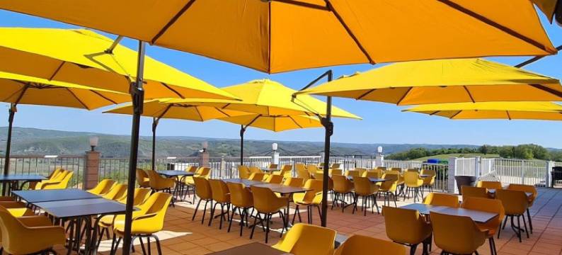 Villa in Lanzac with Private Garden图片