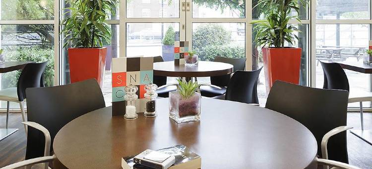 宜必思卡的夫酒店(Ibis Cardiff Centre Hotel)图片