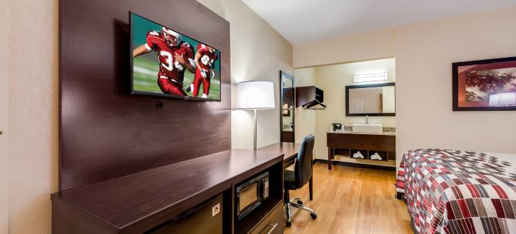 印地安那马里昂红屋顶酒店(Red Roof Inn Marion, IN)图片