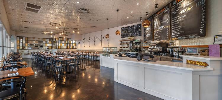 棕榈阁贝斯特韦斯特优质酒店(Best Western Plus Palm Court Hotel)图片