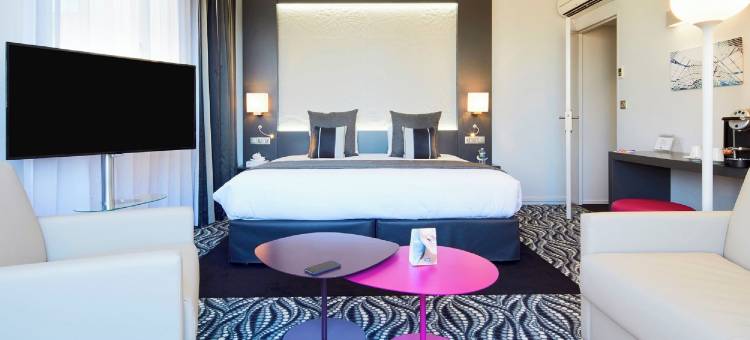 基里亚德酒店-博藏斯新凯旋门(Kyriad Paris Ouest - Bezons la DÉFENSE)图片