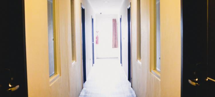 红多兹Plus酒店@坦林(RedDoorz Plus @ Thamrin)图片