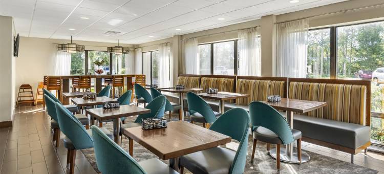 贝斯特韦斯特优质贝灵汉机场优质酒店(Best Western Plus Bellingham)图片