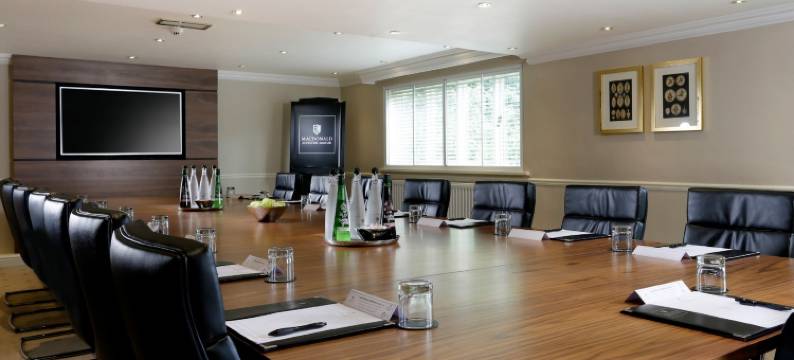 阿尔维斯顿庄园麦克唐纳德酒店(Macdonald Alveston Manor Hotel)图片