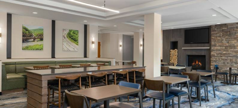 坎伯兰万枫酒店及套房(Fairfield Inn & Suites Cumberland)图片