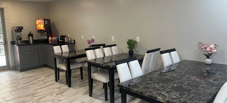 亚特兰大康纳斯麦客达套房酒店(Microtel Inn & Suites by Wyndham Conyers Atlanta Area)图片