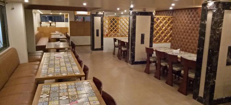 乌梅什酒店(Hotel Umesh)图片