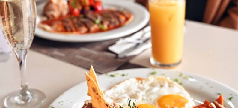 科罗纳广场酒店(Hotel Corona Plaza)图片