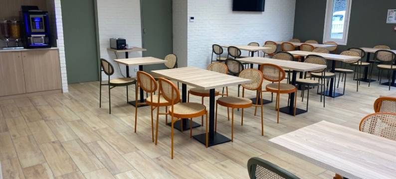 蟠龙普瓦捷布里特酒店(Brit Hotel Poitiers Beaulieu)图片