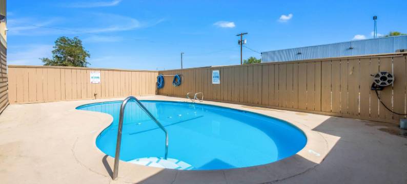 伊克诺旅馆 乌马蒂拉 哥伦比亚河区(Econo Lodge Umatilla Columbia River Area)图片