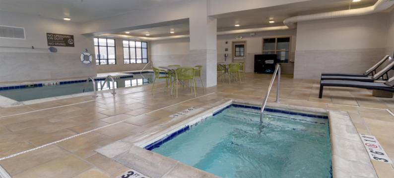 希尔顿欢朋酒店-石泉(Hampton Inn Rock Springs)图片