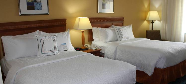 堪萨斯自由城万枫套房酒店(Fairfield Inn & Suites Kansas City Liberty)图片