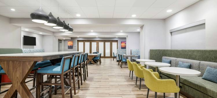 迈尔斯堡市中心汉普顿酒店(Hampton Inn by Hilton Fort Myers Downtown)图片