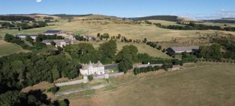 普埃克住宿加早餐旅馆(Château du Puech en Aubrac)图片