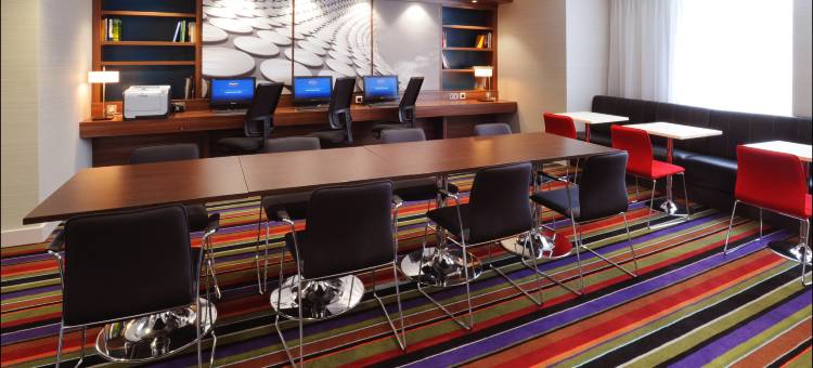 伯明翰布劳德街希尔顿欢朋酒店(Hampton by Hilton Birmingham Broad Street)图片