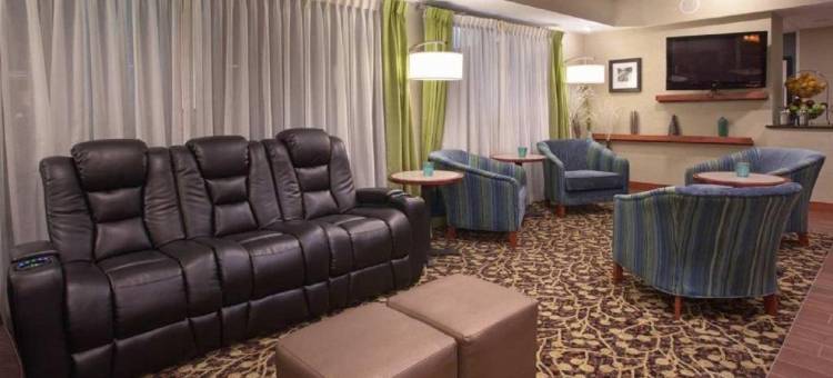 FairBridge Inn & Suites 桑顿(FairBridge Inn & Suites Thornton)图片